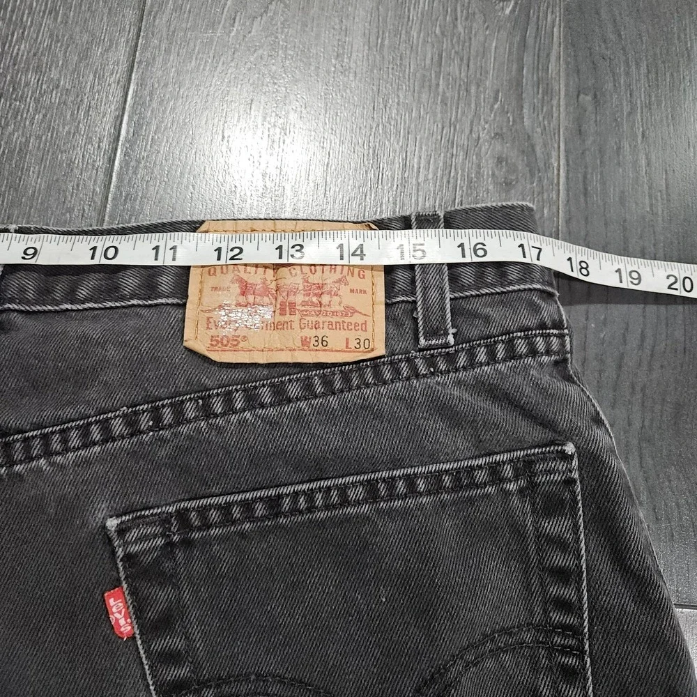 Vintage Levis 505 Jeans Men 36x30 Black Faded Paint Y2K Grunge‎ Straight Leg